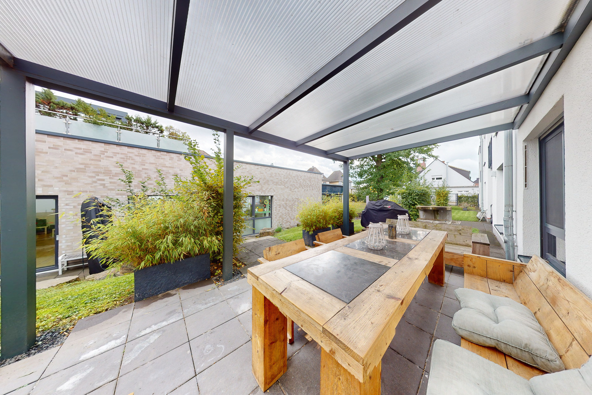Terrasse in der Intensivpflege in der Jahnstraße in Bergkamen-Oberaden